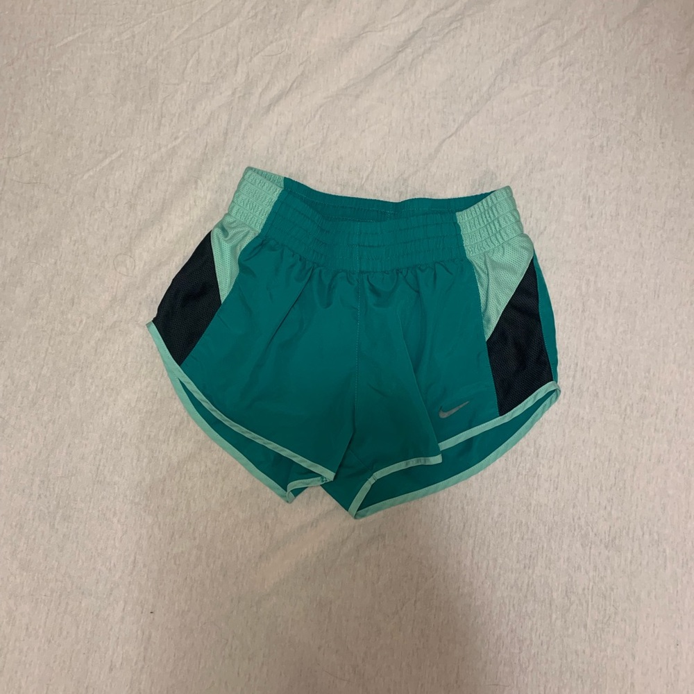Women’s Nike blue size XS Workout shorts